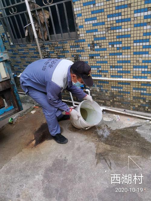 鴻彩云公司在龍城街道開展